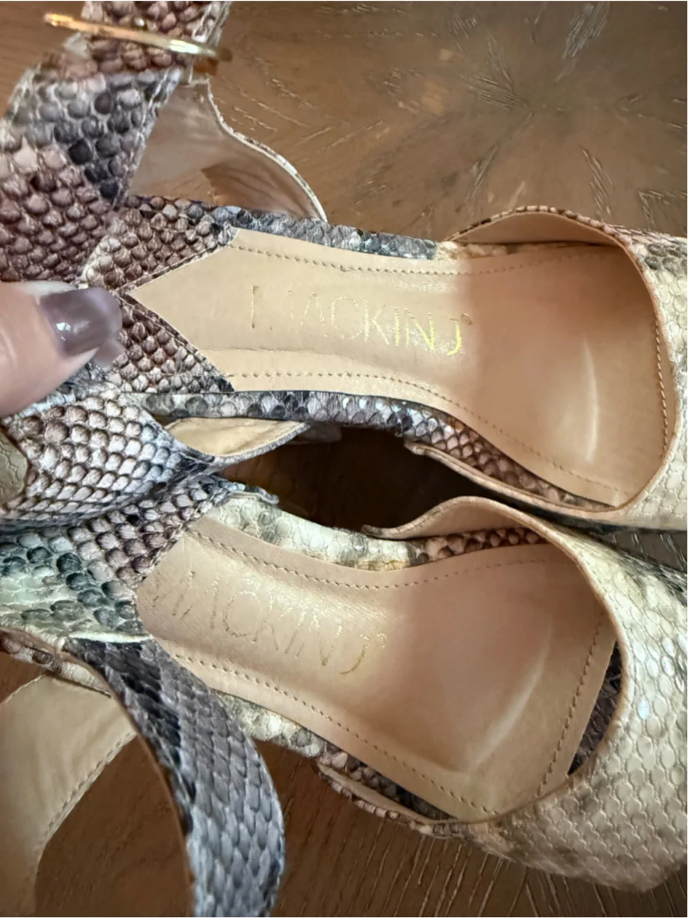 Women's Mackin J Platform Sandals Size 9 Beige Brown Snake Print
